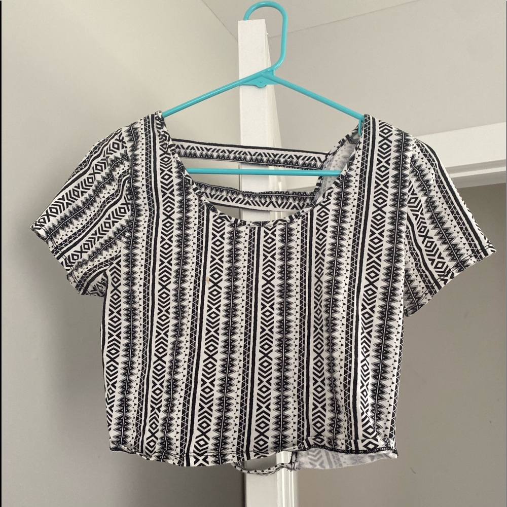 Aztec print cropped top